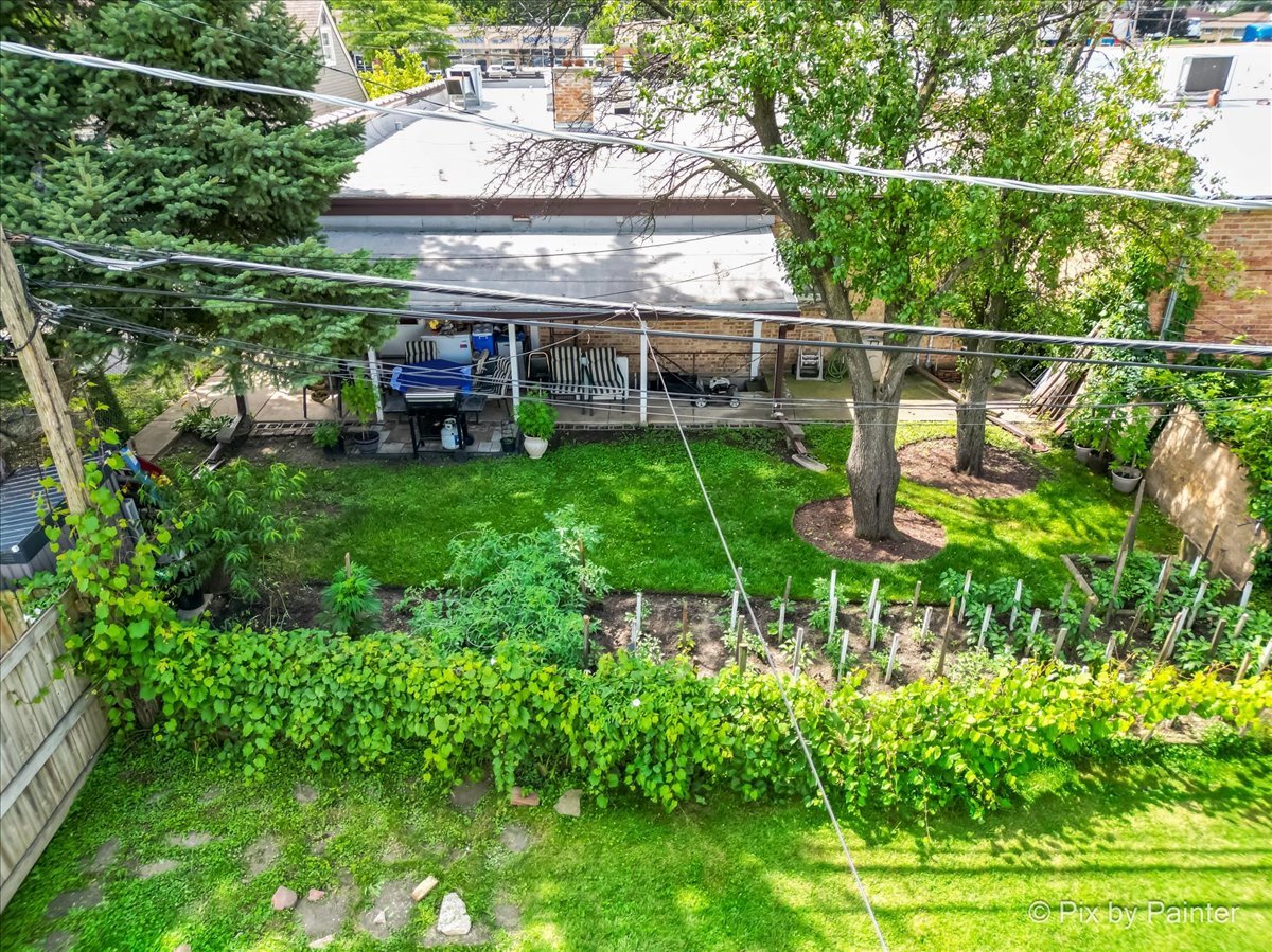 216 E North Ave Property Photo 30