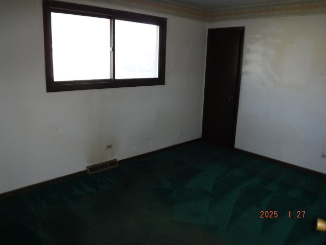 1332 Gordon Ave Property Photo 3