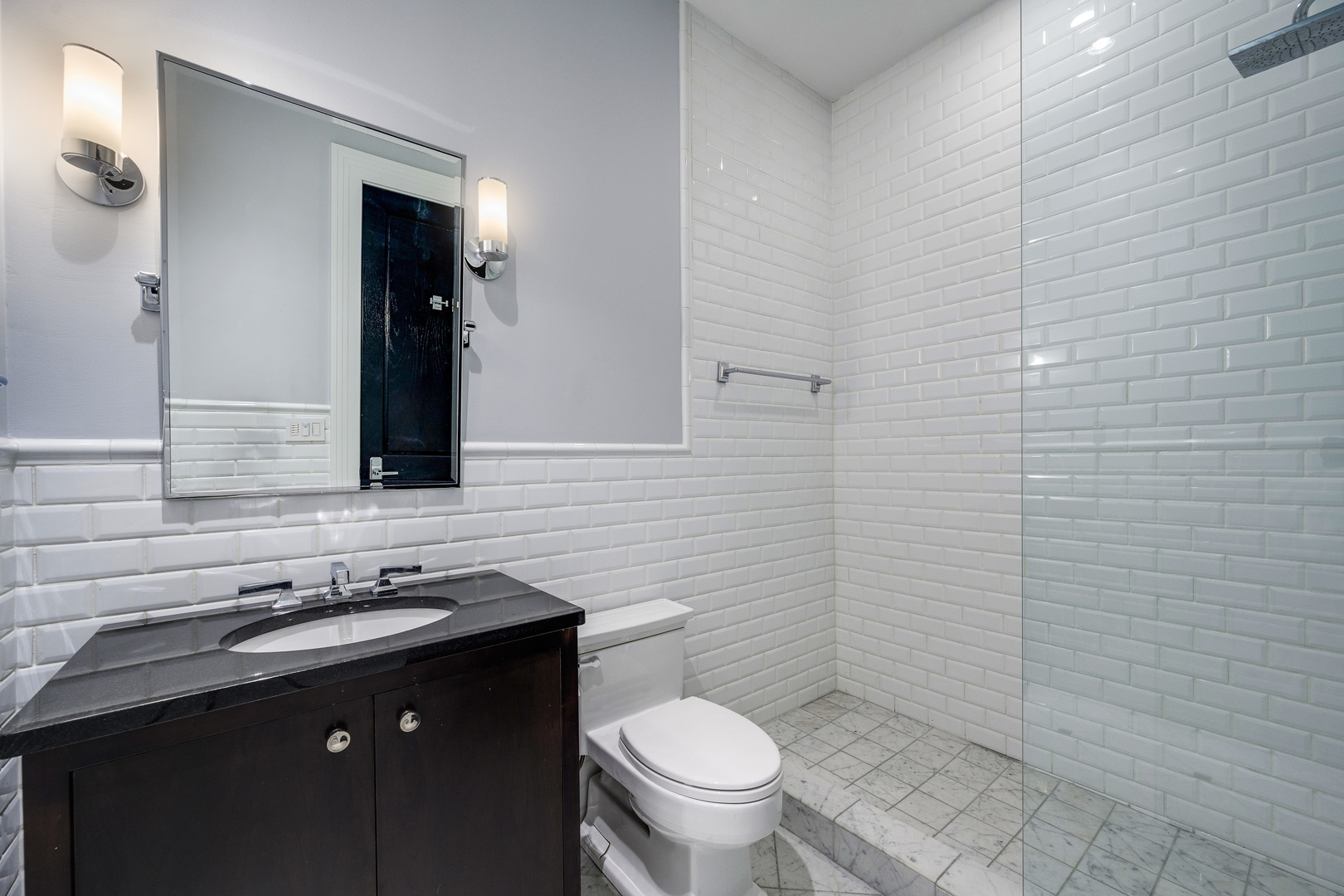 460 W Huron Street Property Photo 45