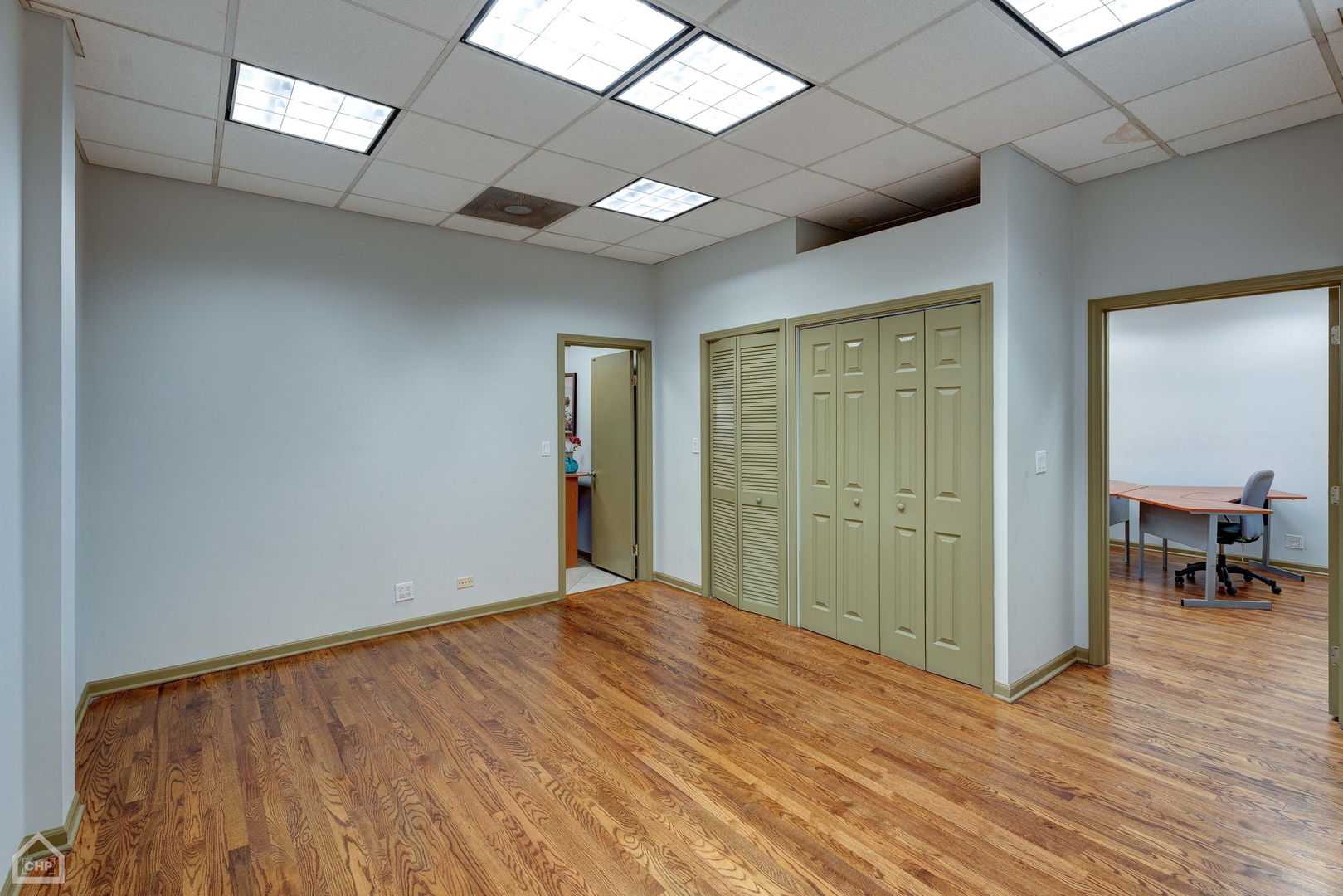 5931 W Lawrence Avenue A Property Photo 5