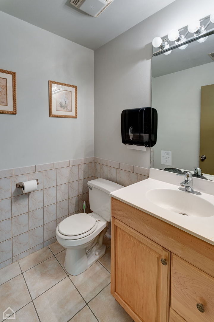 5931 W Lawrence Avenue A Property Photo 11