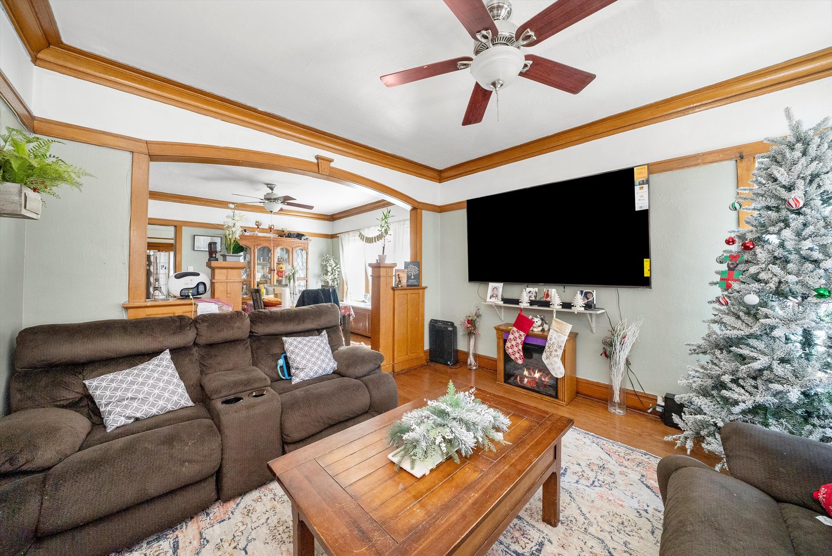 2345 S 59th Court Property Photo 4