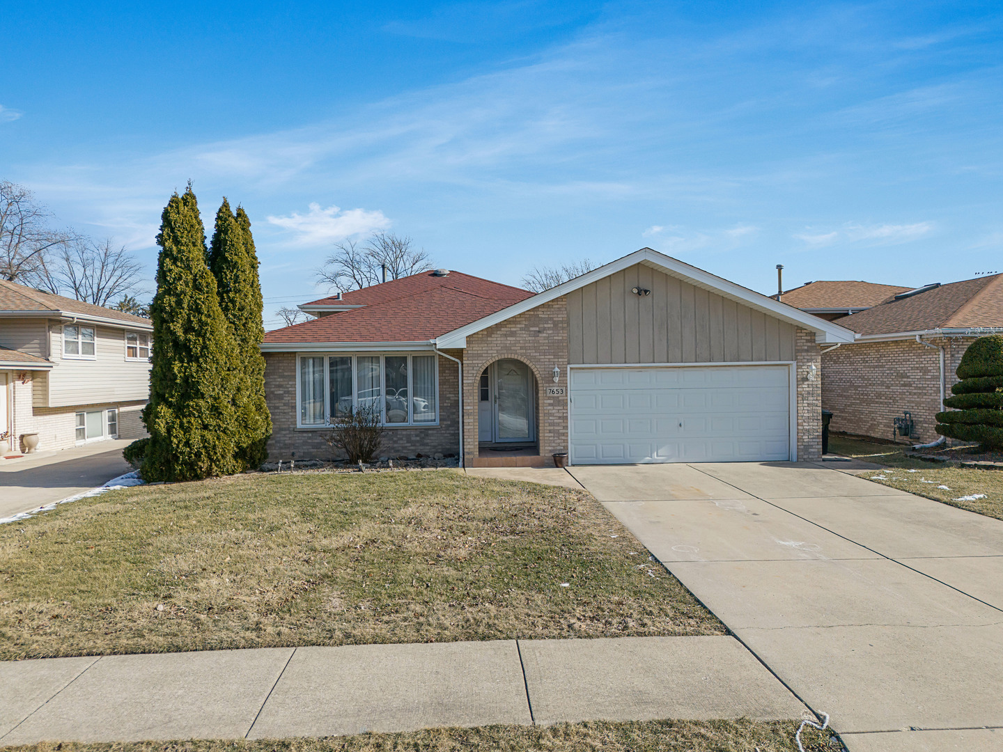 7653 S 78th Court Property Photo