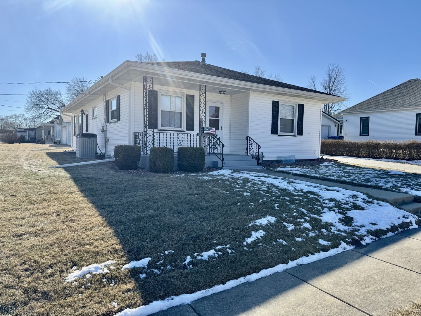 357 E Florence Street Property Photo