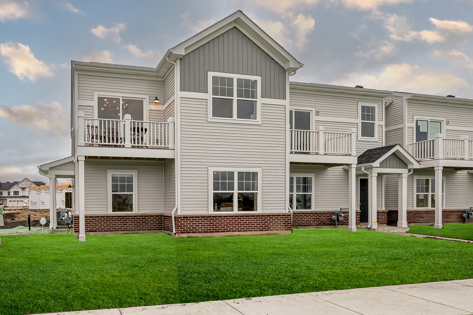 4187 Chelsea Manor Circle Property Photo 2
