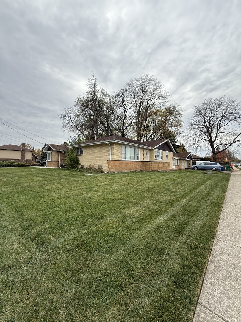 8026 Linder Avenue Property Photo 4