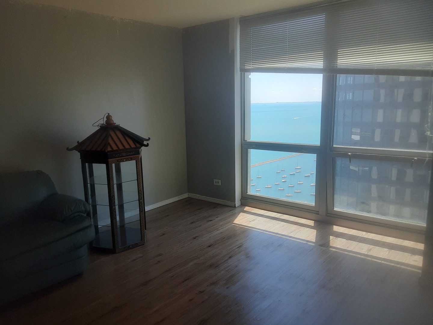 195 N Harbor Drive 4105 Property Photo 9