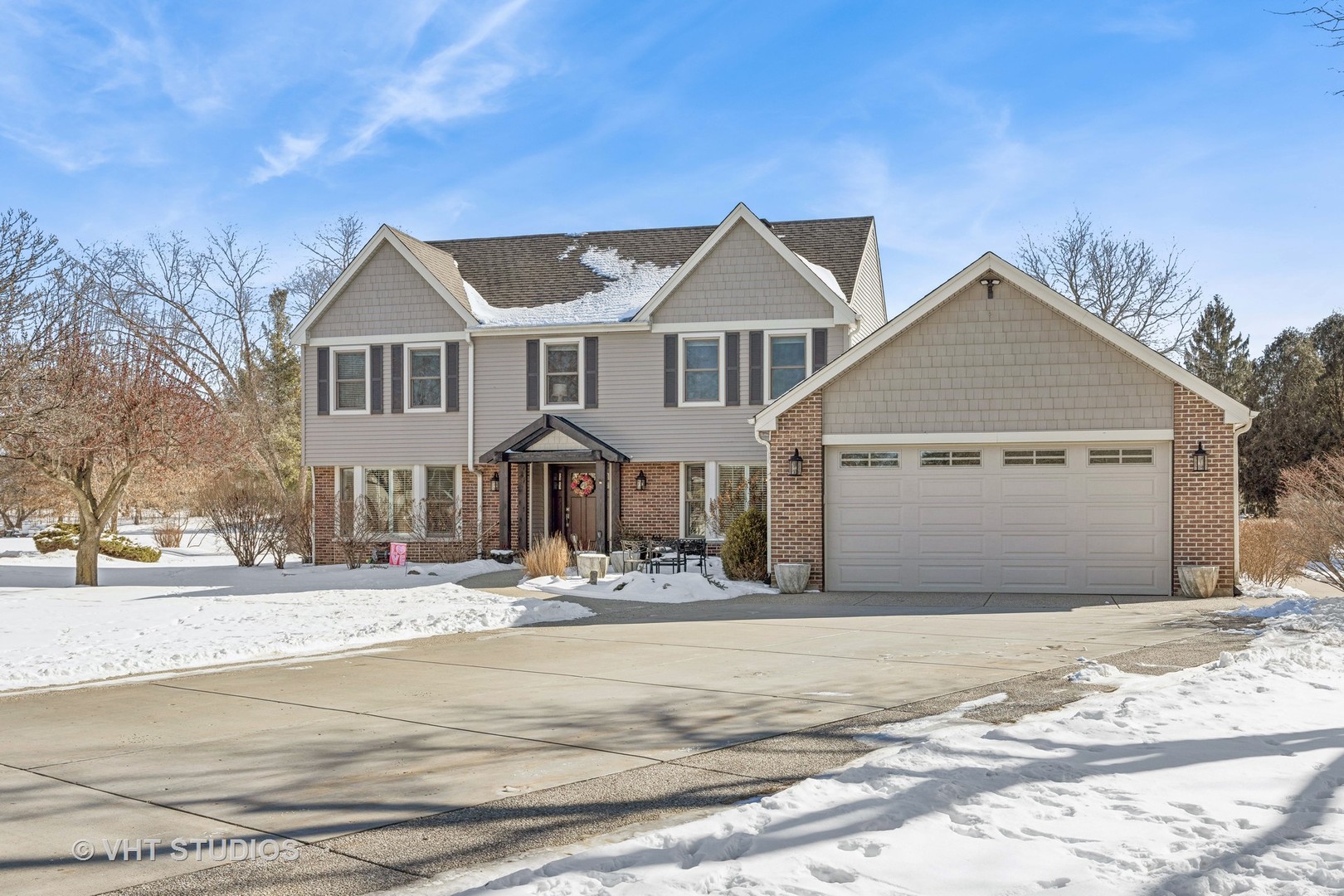 823 Whitman Court Property Photo