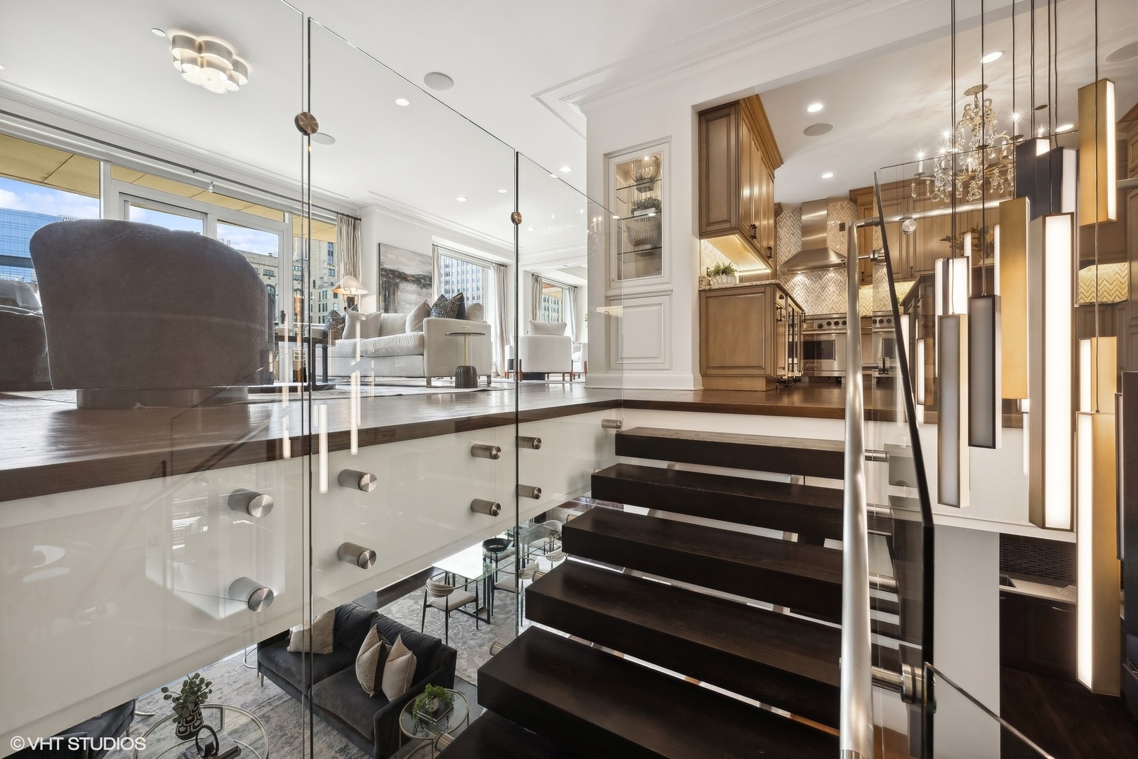 270 E Pearson Street 701-801 Property Photo 17