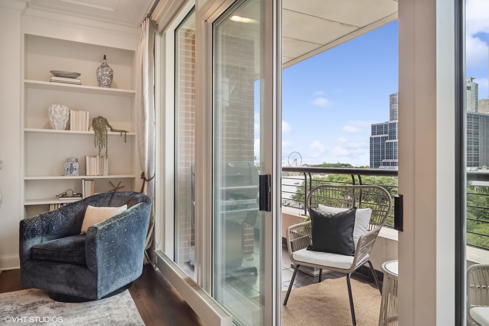 270 E Pearson Street 701-801 Property Photo 21