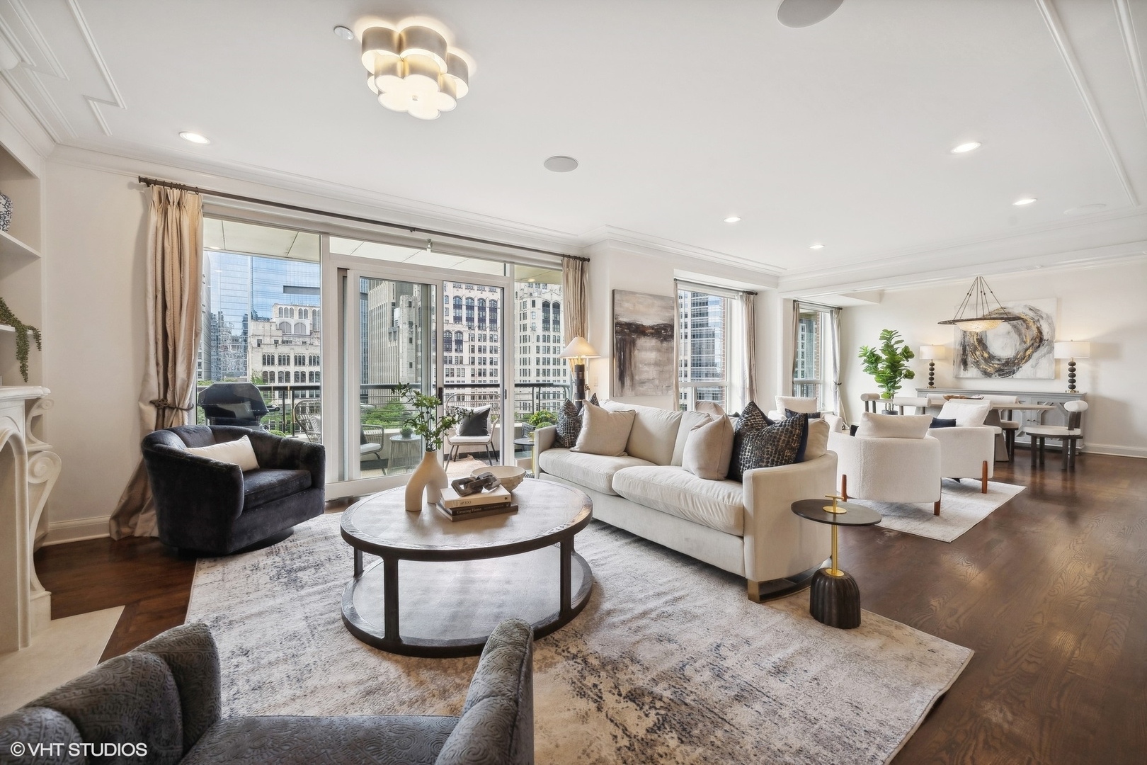 270 E Pearson Street 701-801 Property Photo 24