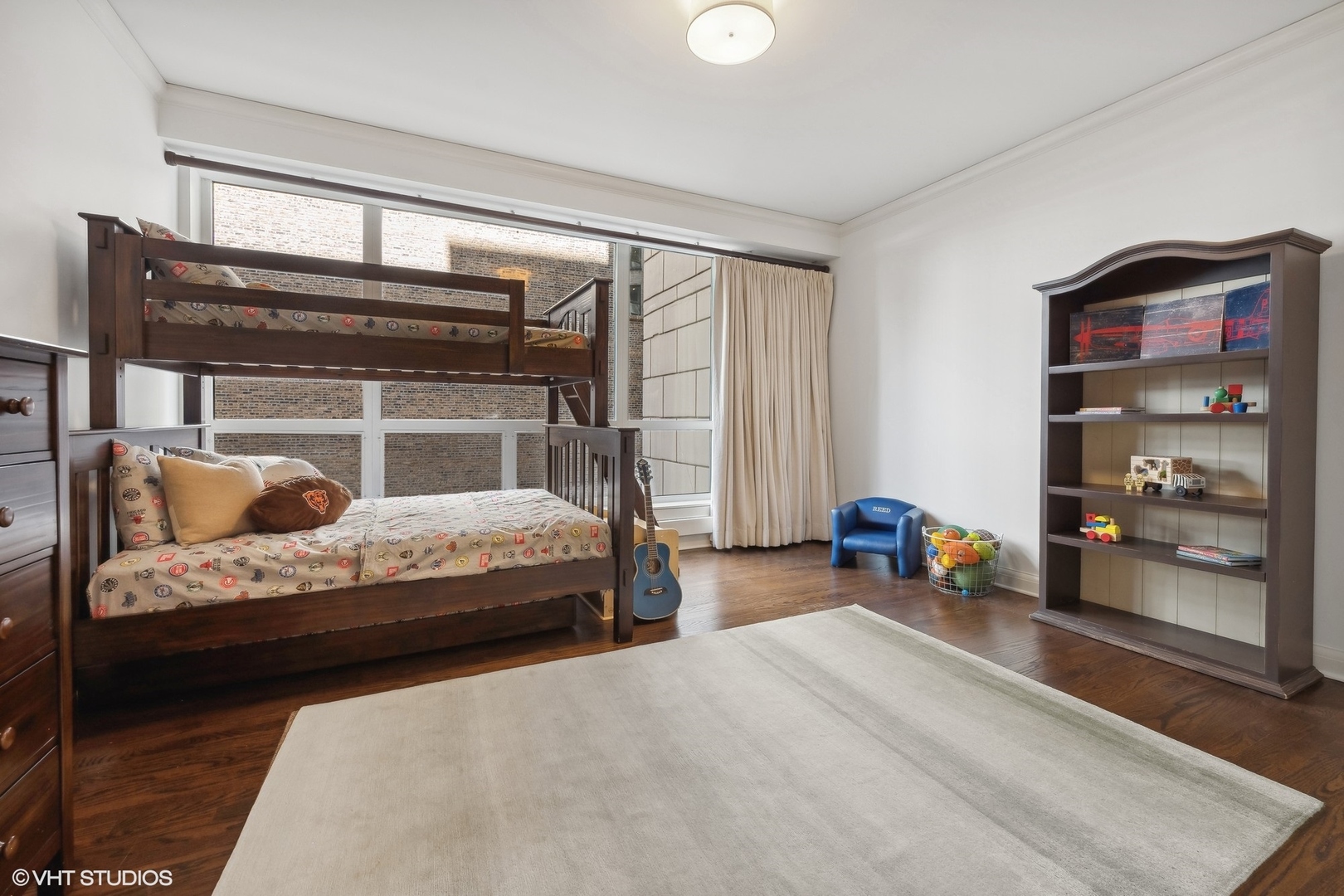 270 E Pearson Street 701-801 Property Photo 37