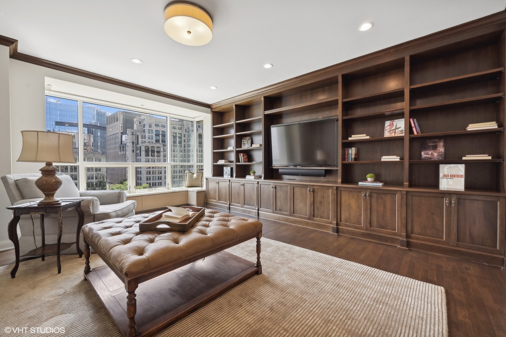 270 E Pearson Street 701-801 Property Photo 38