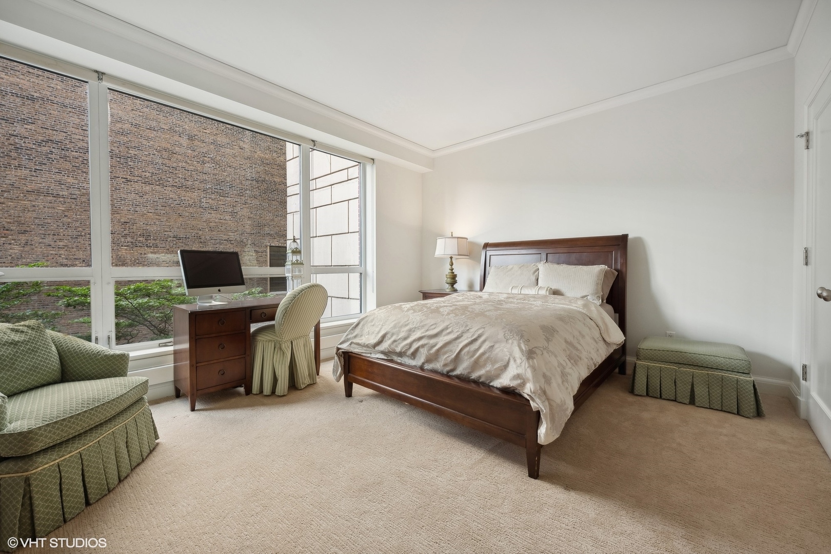 270 E Pearson Street 701-801 Property Photo 40