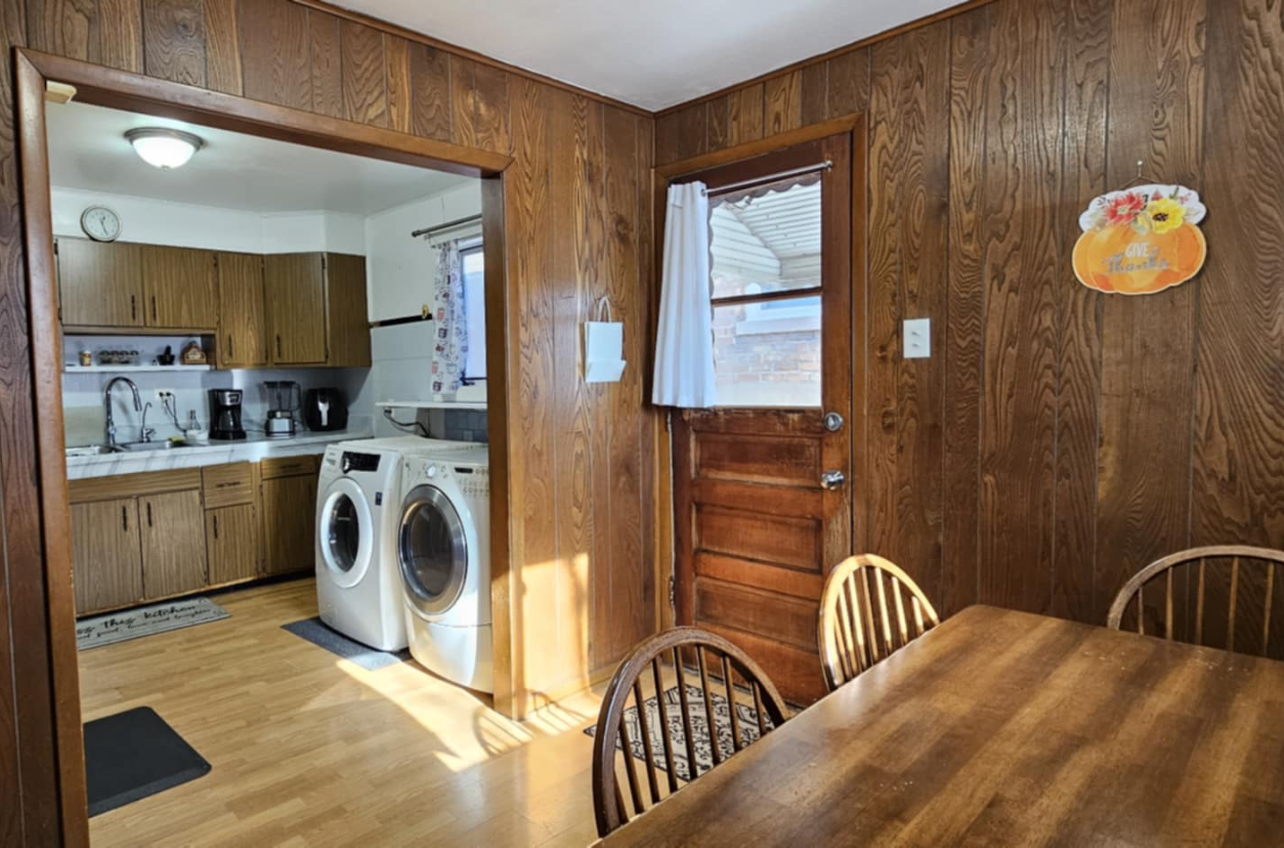 3530 W 80th Place Property Photo 8