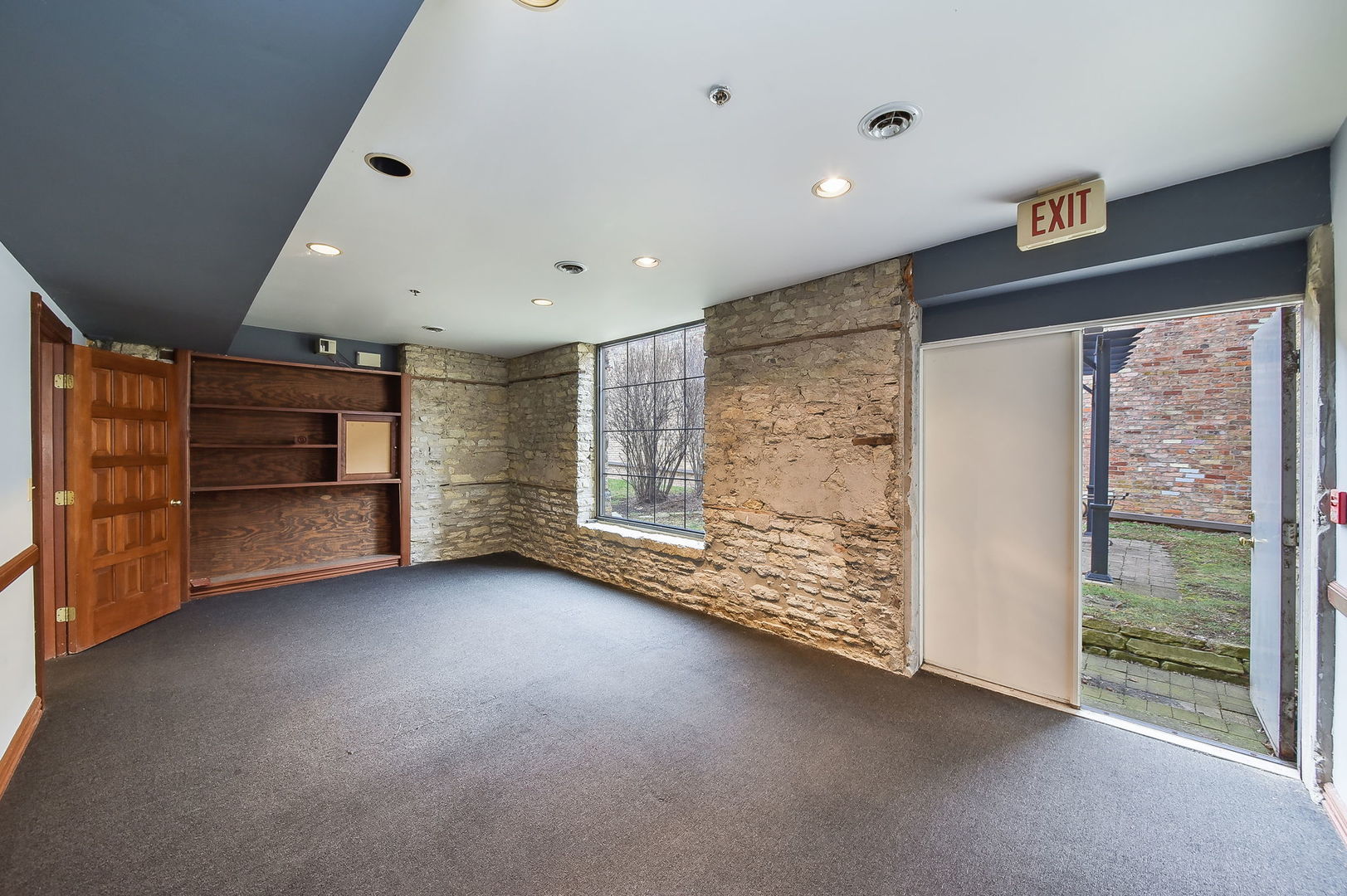 30 Shumway Ave Property Photo 14