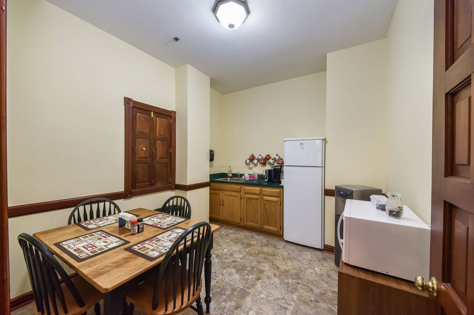30 Shumway Ave Property Photo 59