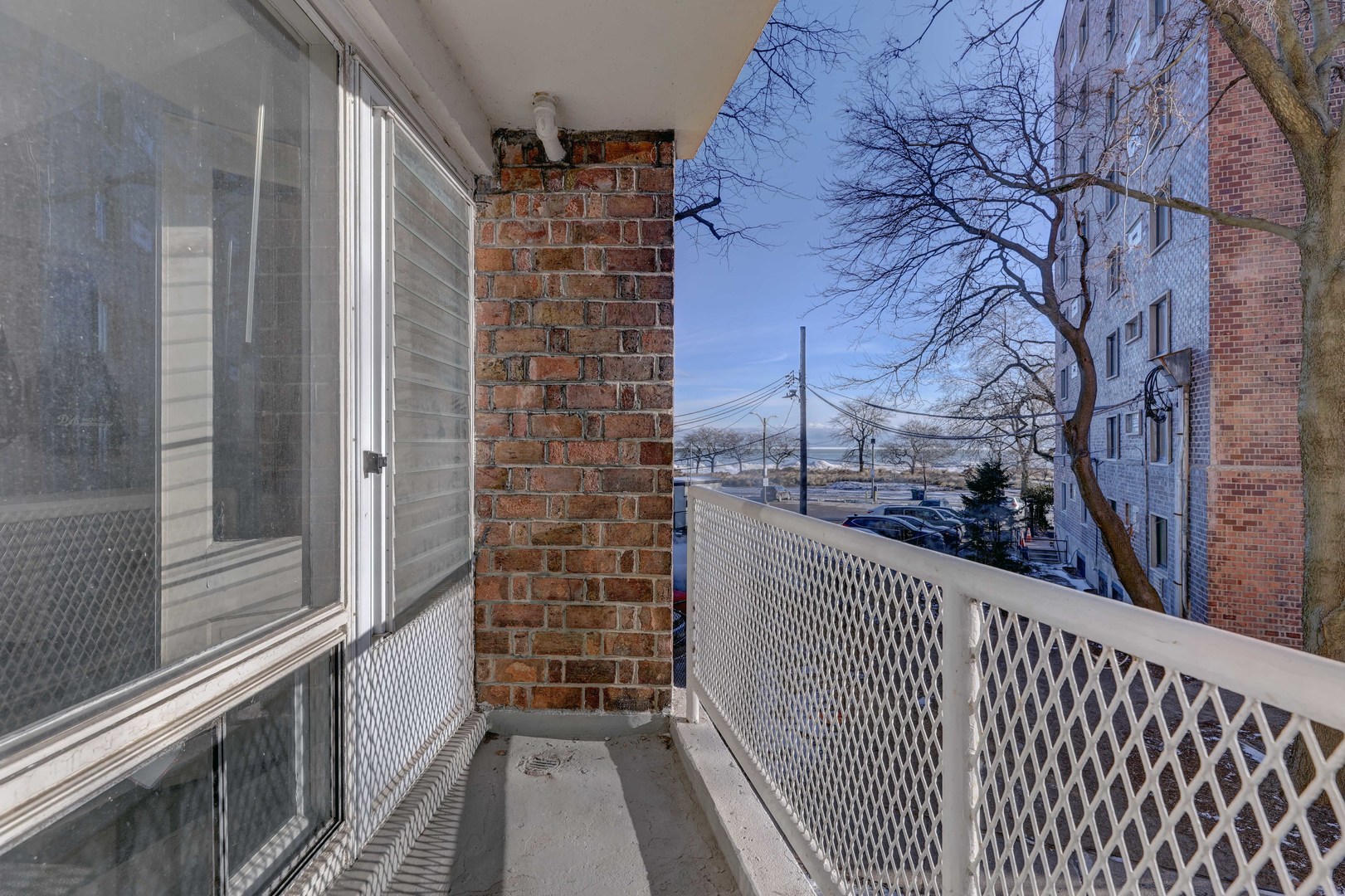 1132 W Lunt Avenue 2d Property Photo 3