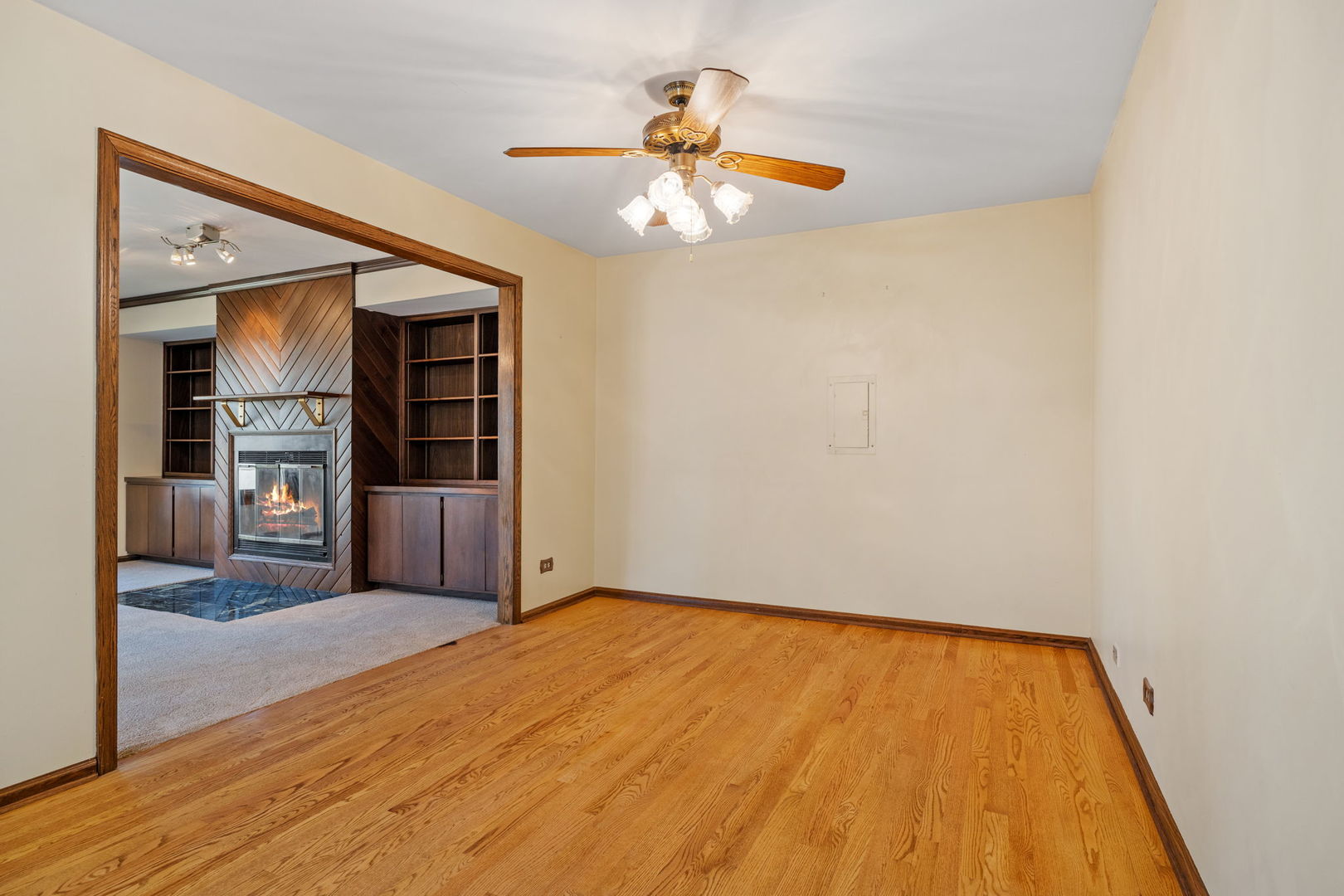 323 Arapahoe Trail Property Photo 7