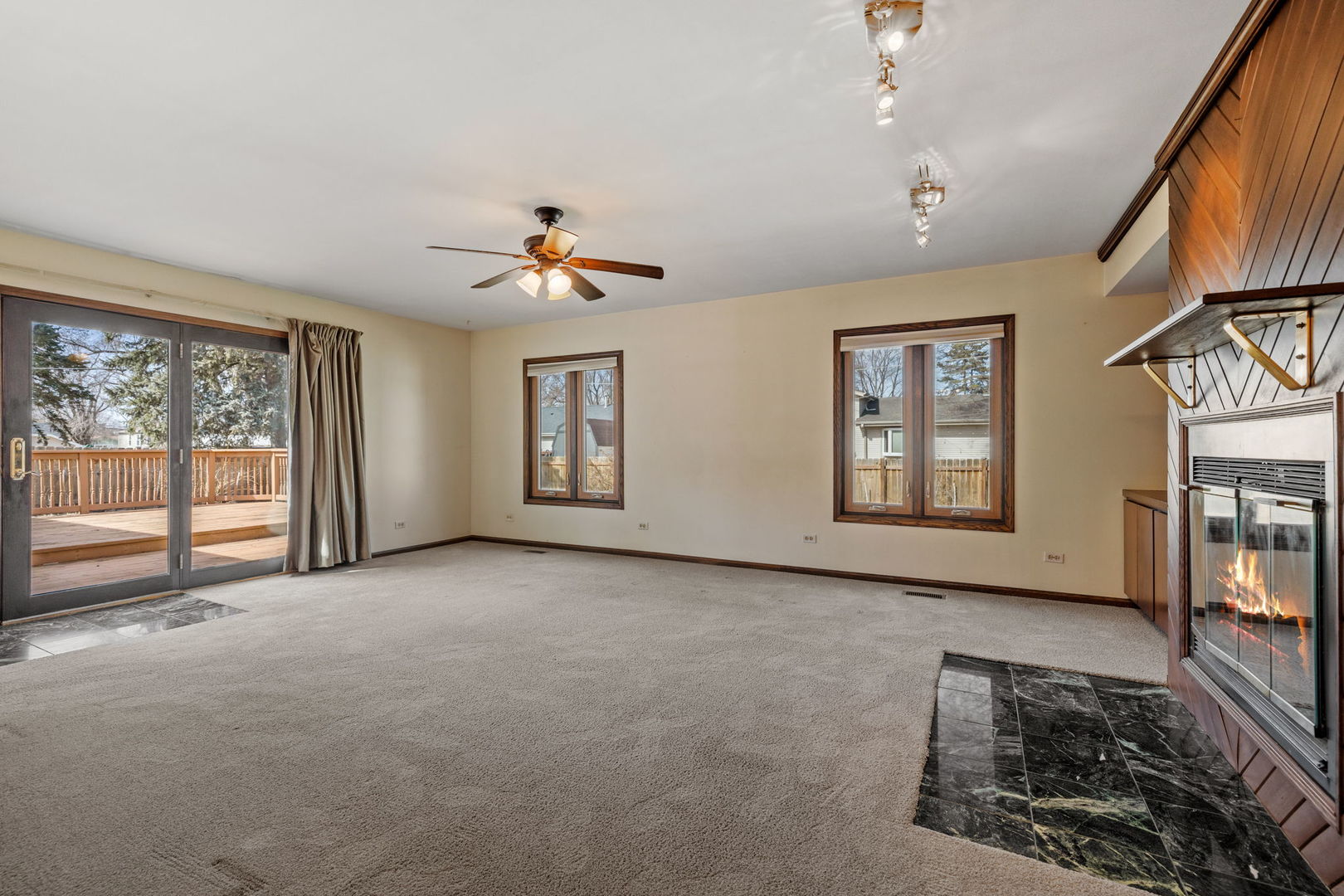 323 Arapahoe Trail Property Photo 11