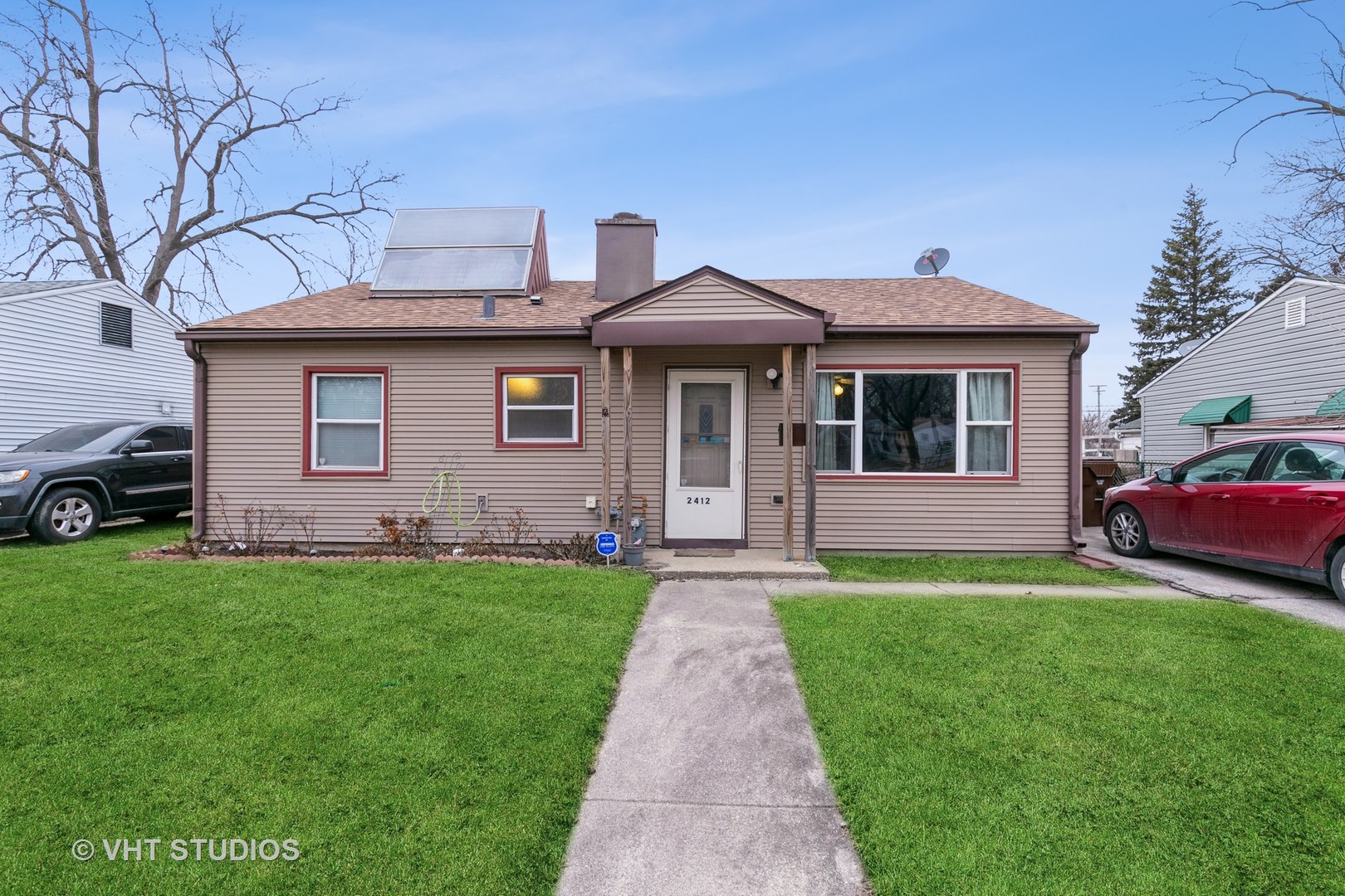 2412 Crescent Drive Property Photo