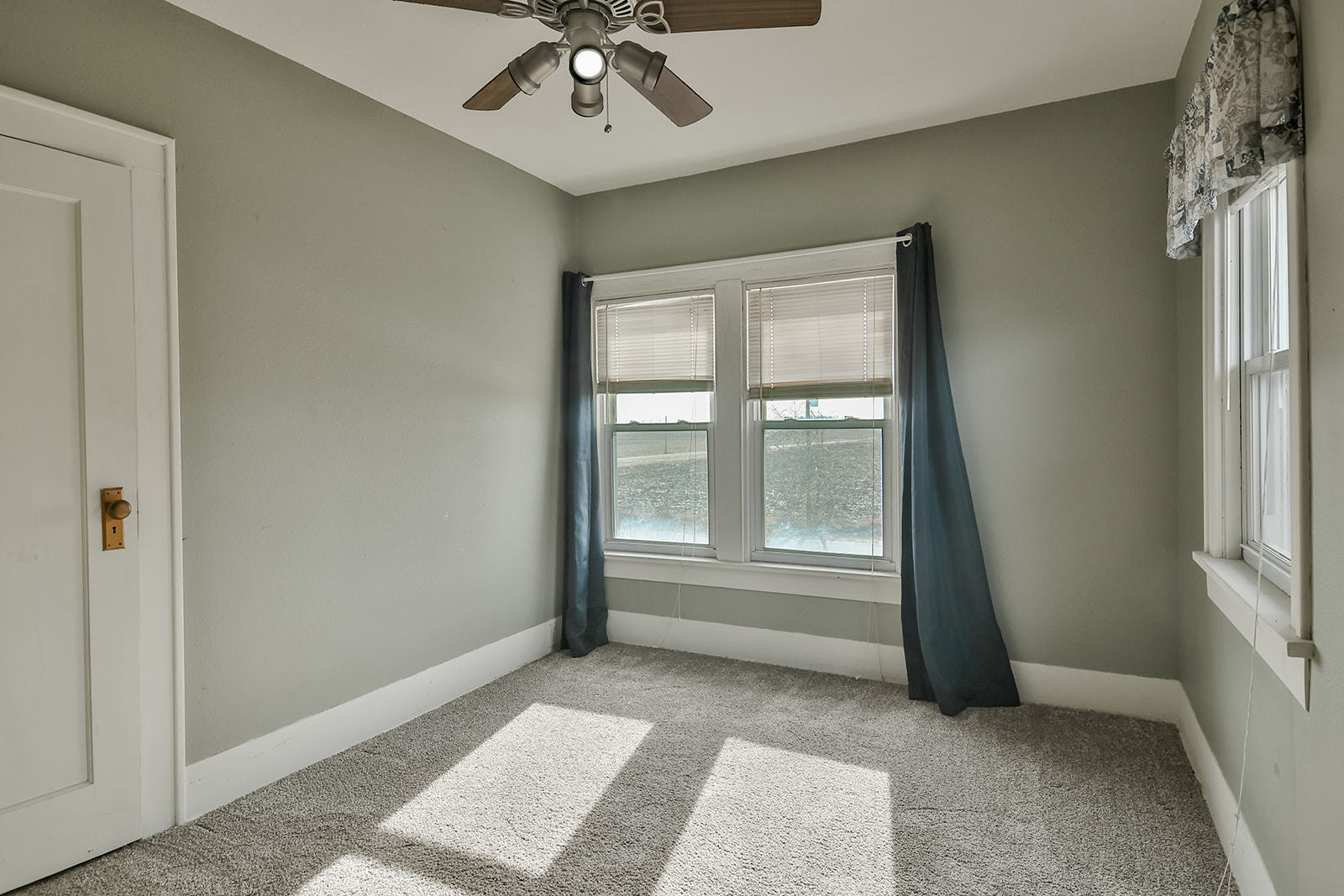 18968 Hurd Road Property Photo 24