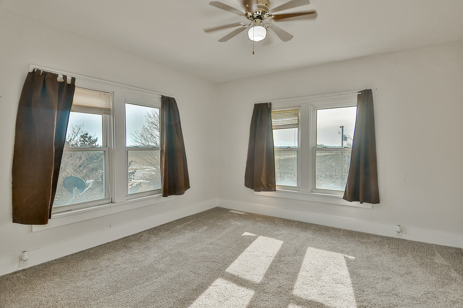 18968 Hurd Road Property Photo 28