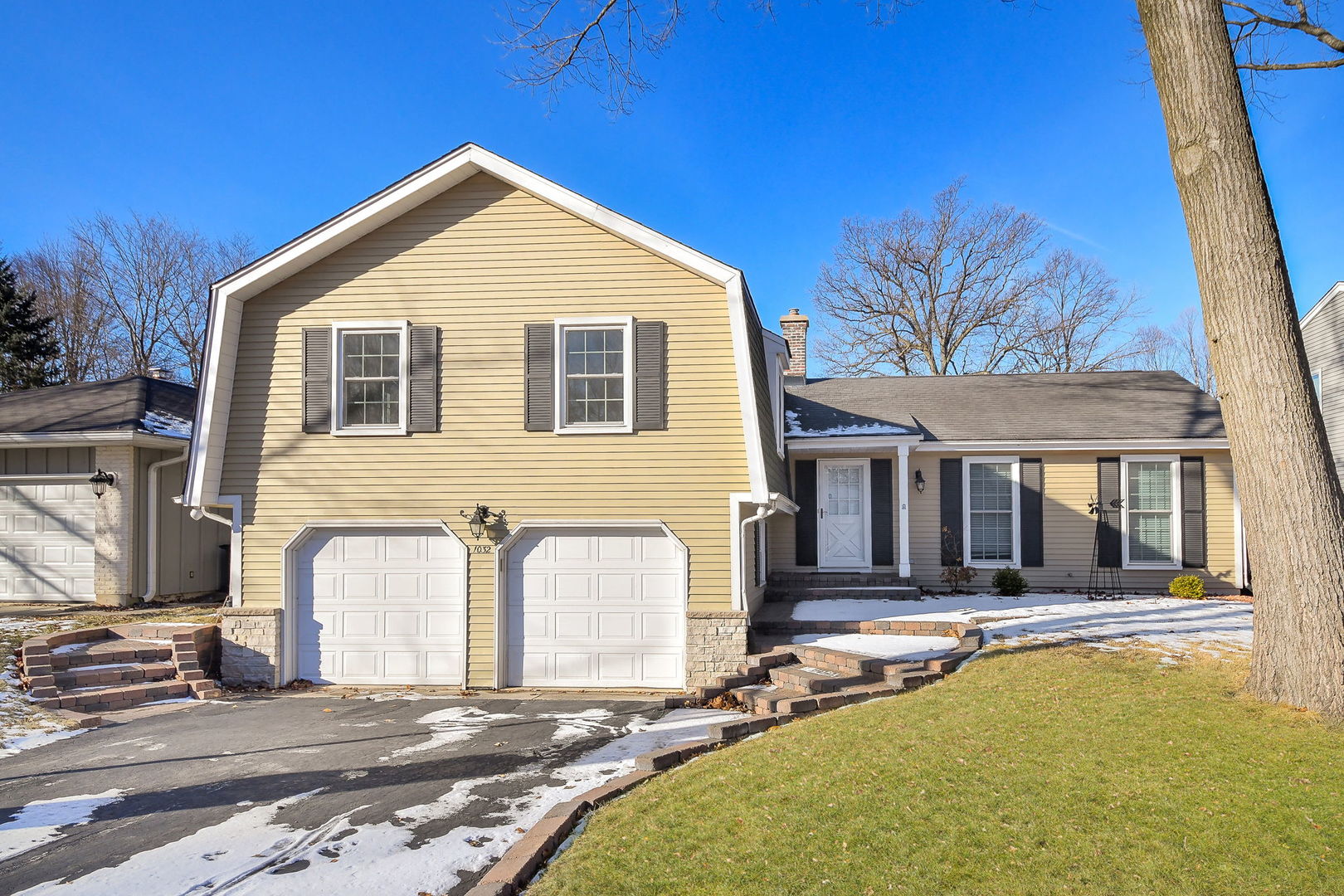 1032 Viking Court Property Photo