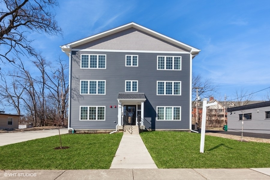 22 W Willow Street 1e Property Photo