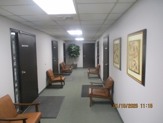 300 N Hammes Avenue C Property Photo 7