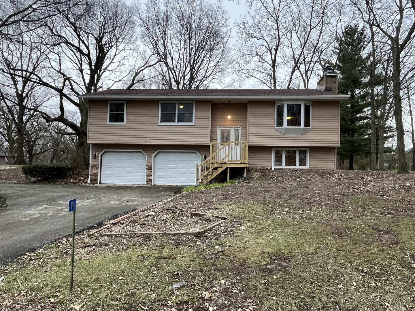 111 Navaho Lane Property Photo
