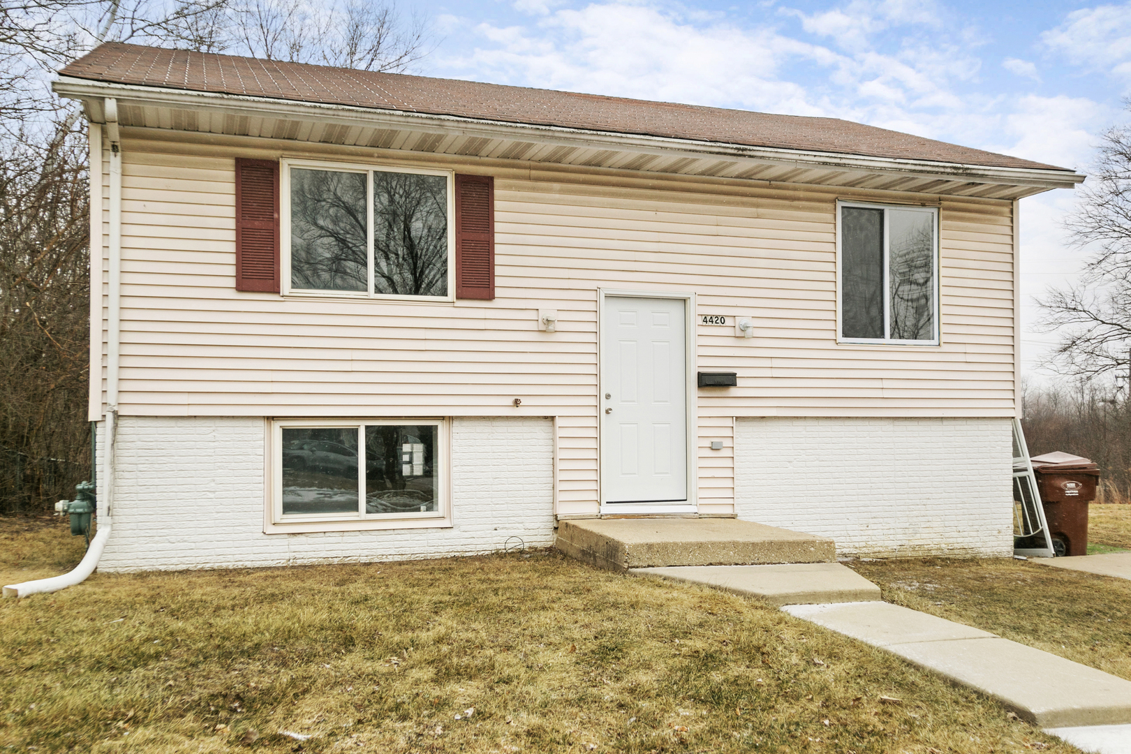 4420 Balmoral Drive Property Photo