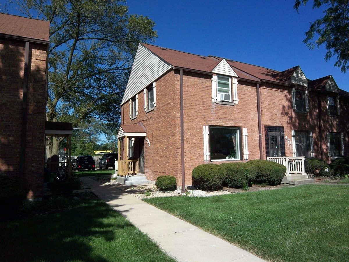 438 East Avenue Property Photo