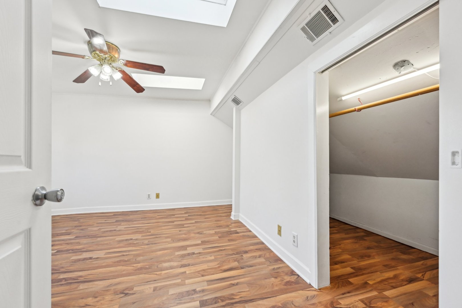 939 N Grace Street Property Photo 20