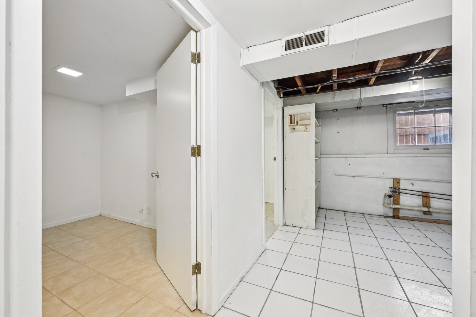 939 N Grace Street Property Photo 27