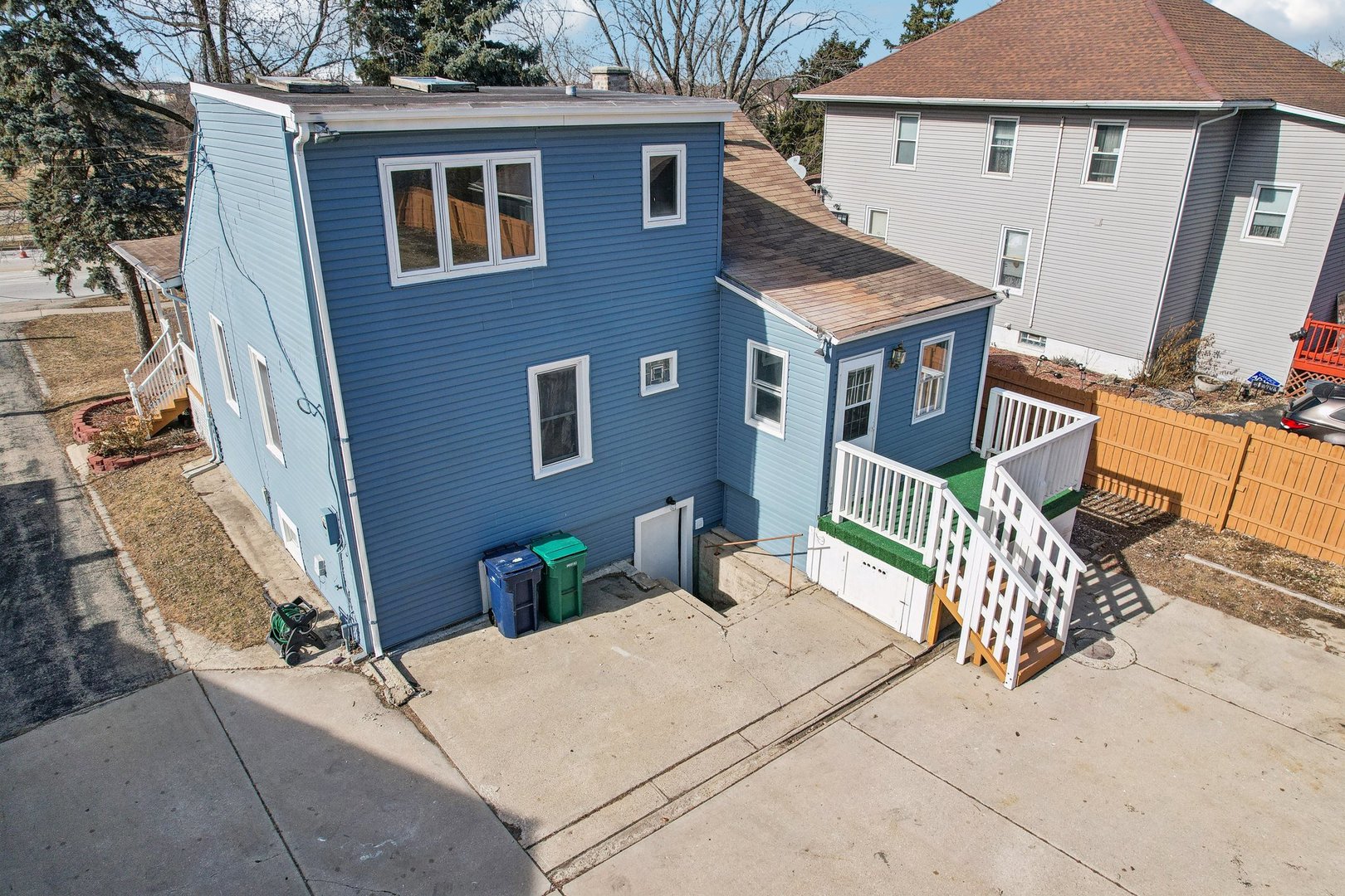 939 N Grace Street Property Photo 37