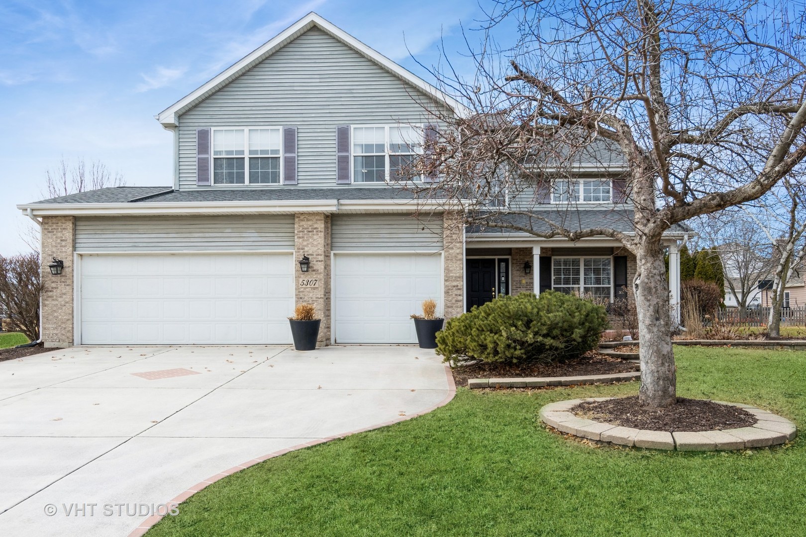 5307 Coneflower Drive Property Photo