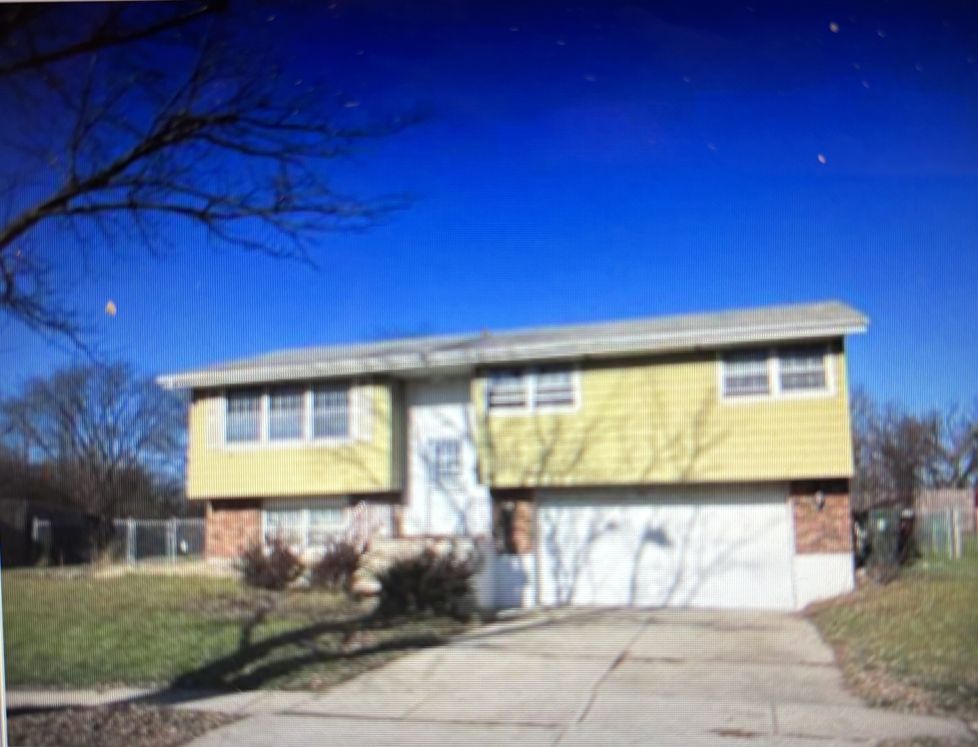 16916 Magnolia Drive Property Photo 1