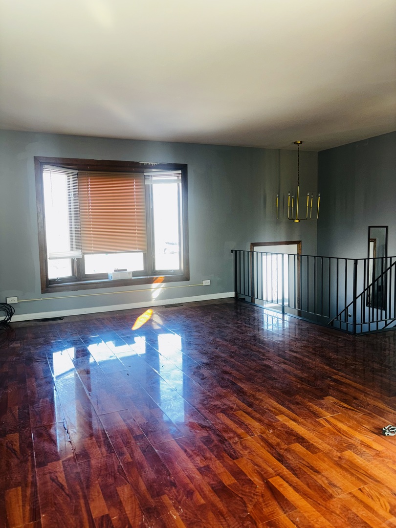 3713 Glynwood Lane Property Photo 4