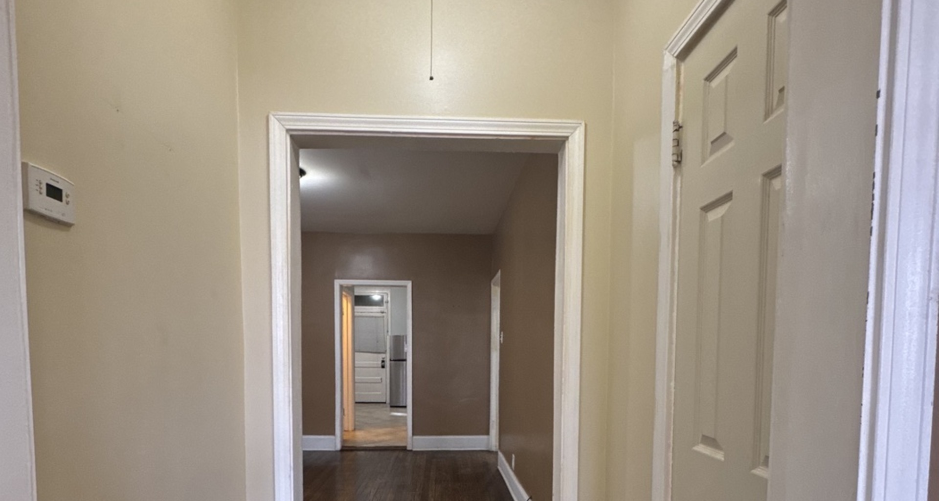 7613 S East End Avenue 1 Property Photo 4