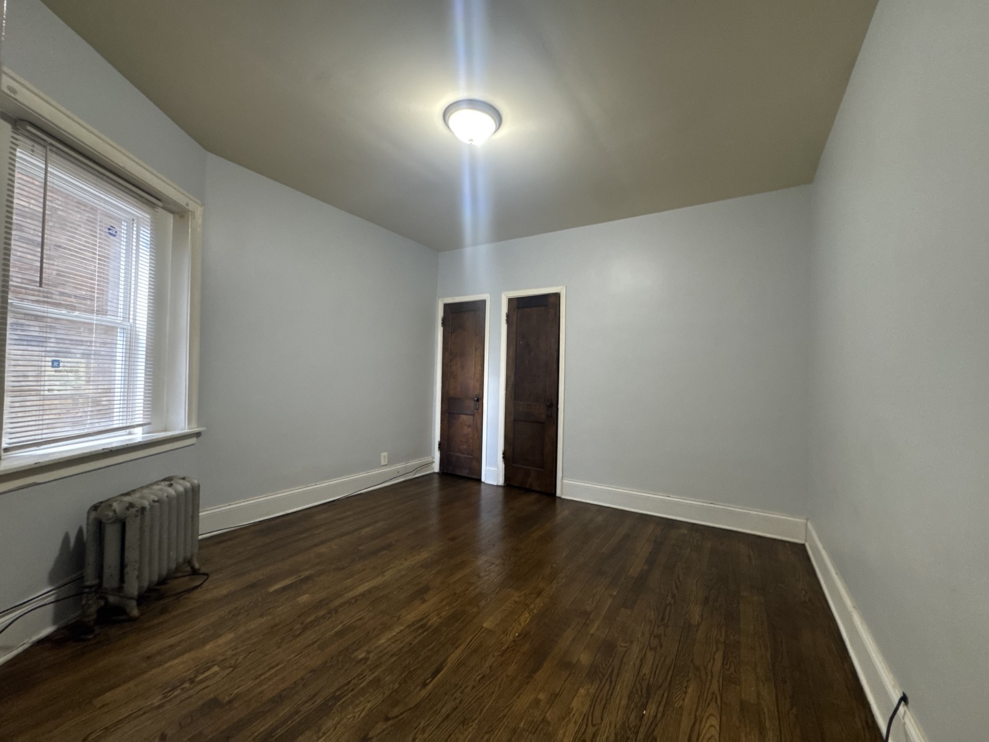 7613 S East End Avenue 1 Property Photo 8