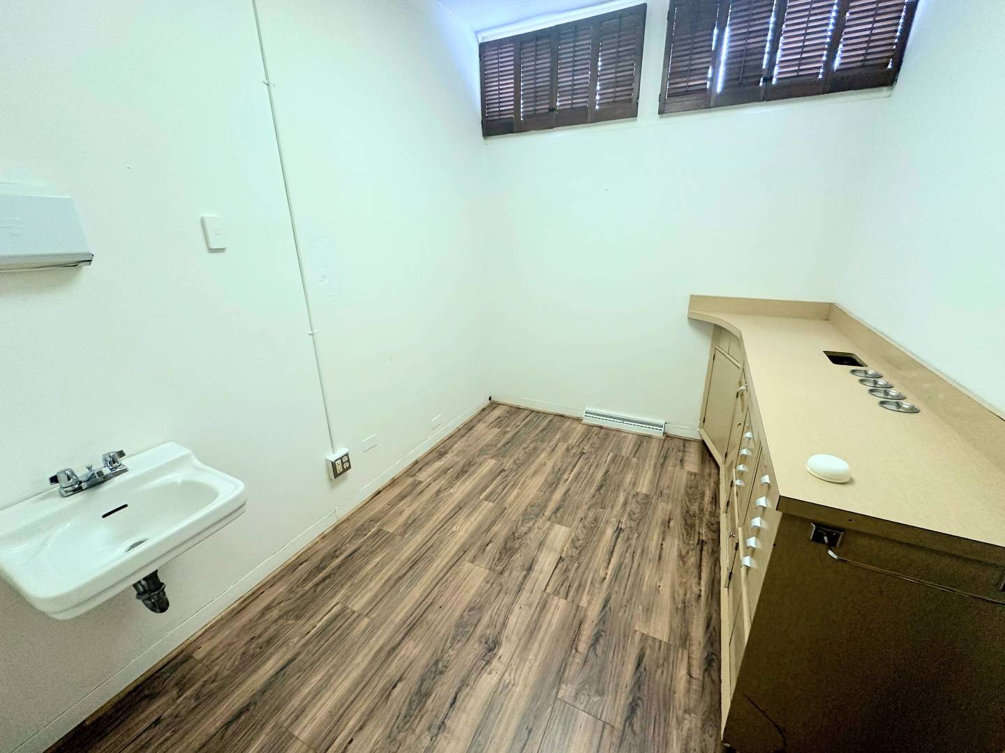 2821 Rose Street Property Photo 8