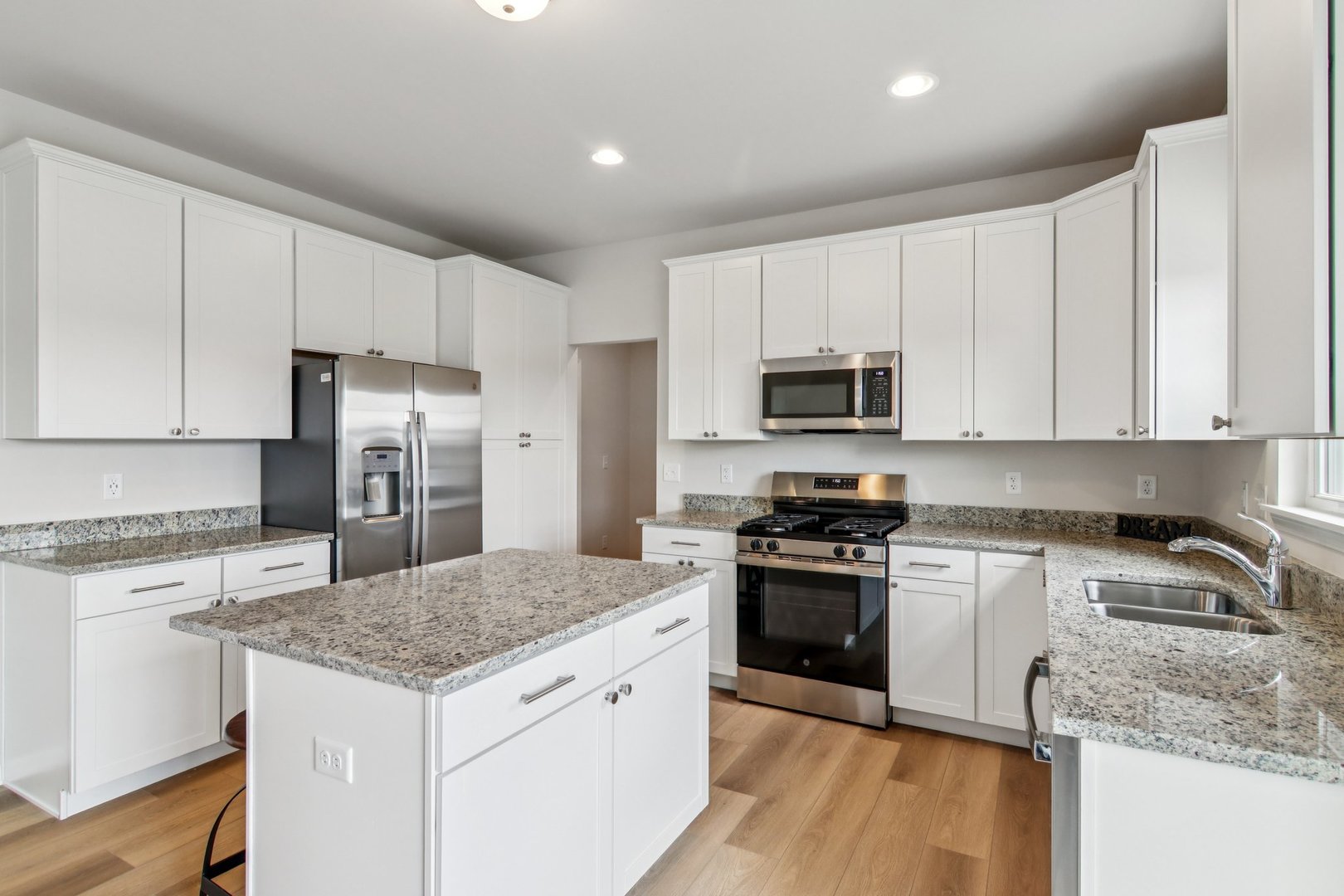 607 Virginia Street Property Photo 22