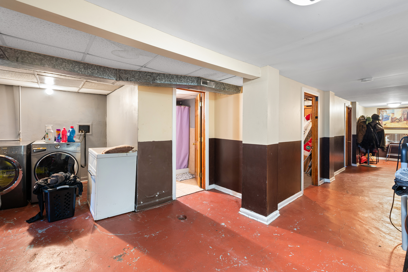 2109 N Karlov Avenue Property Photo 17