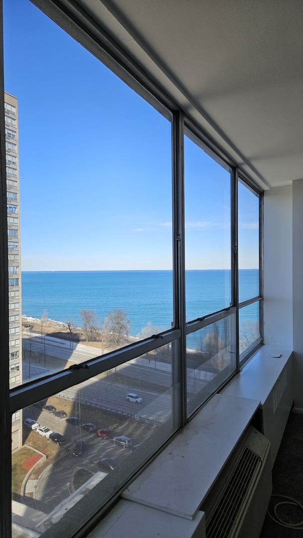 4800 S Chicago Beach Drive 1404s Property Photo 6
