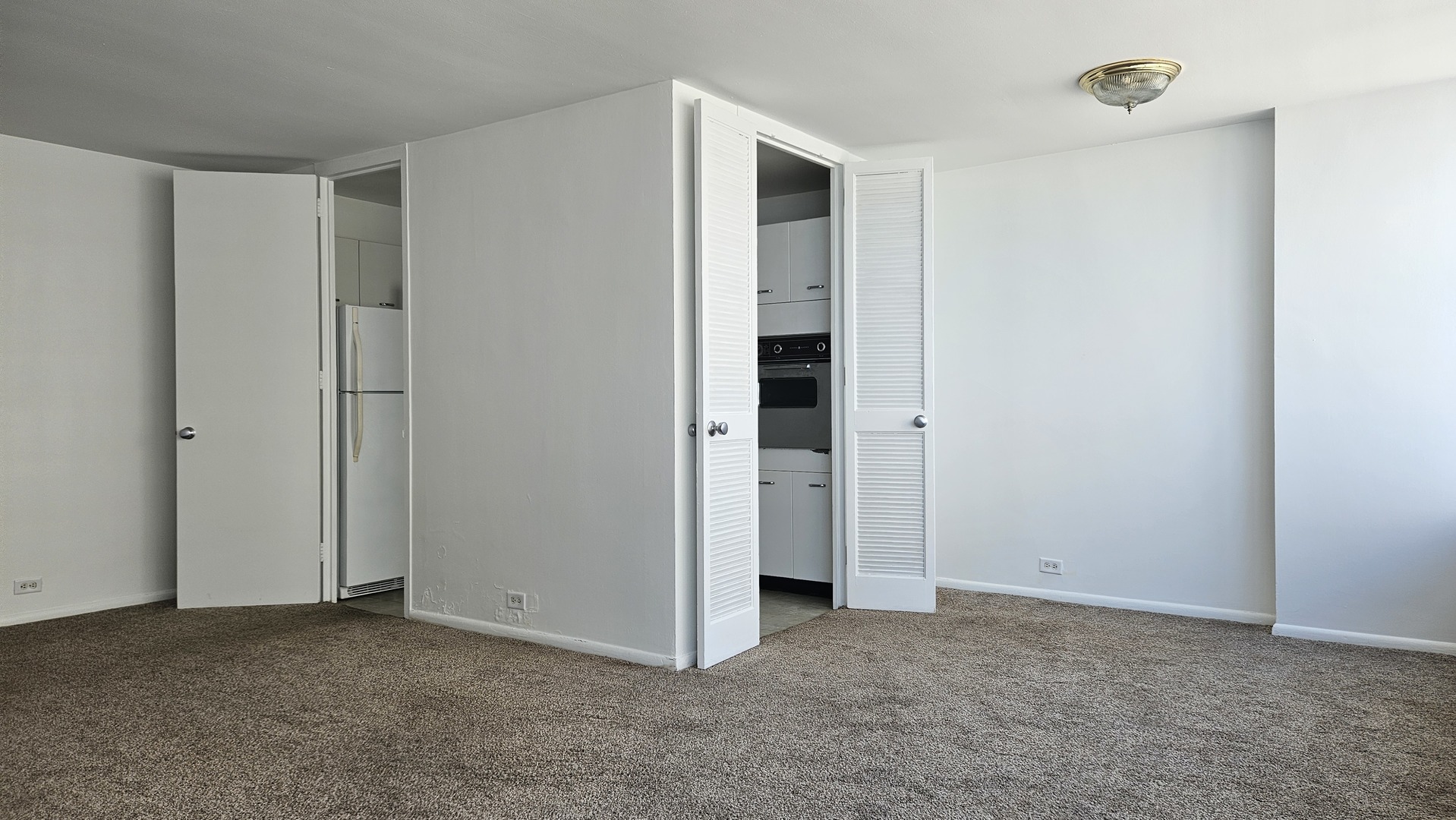 4800 S Chicago Beach Drive 1404s Property Photo 9
