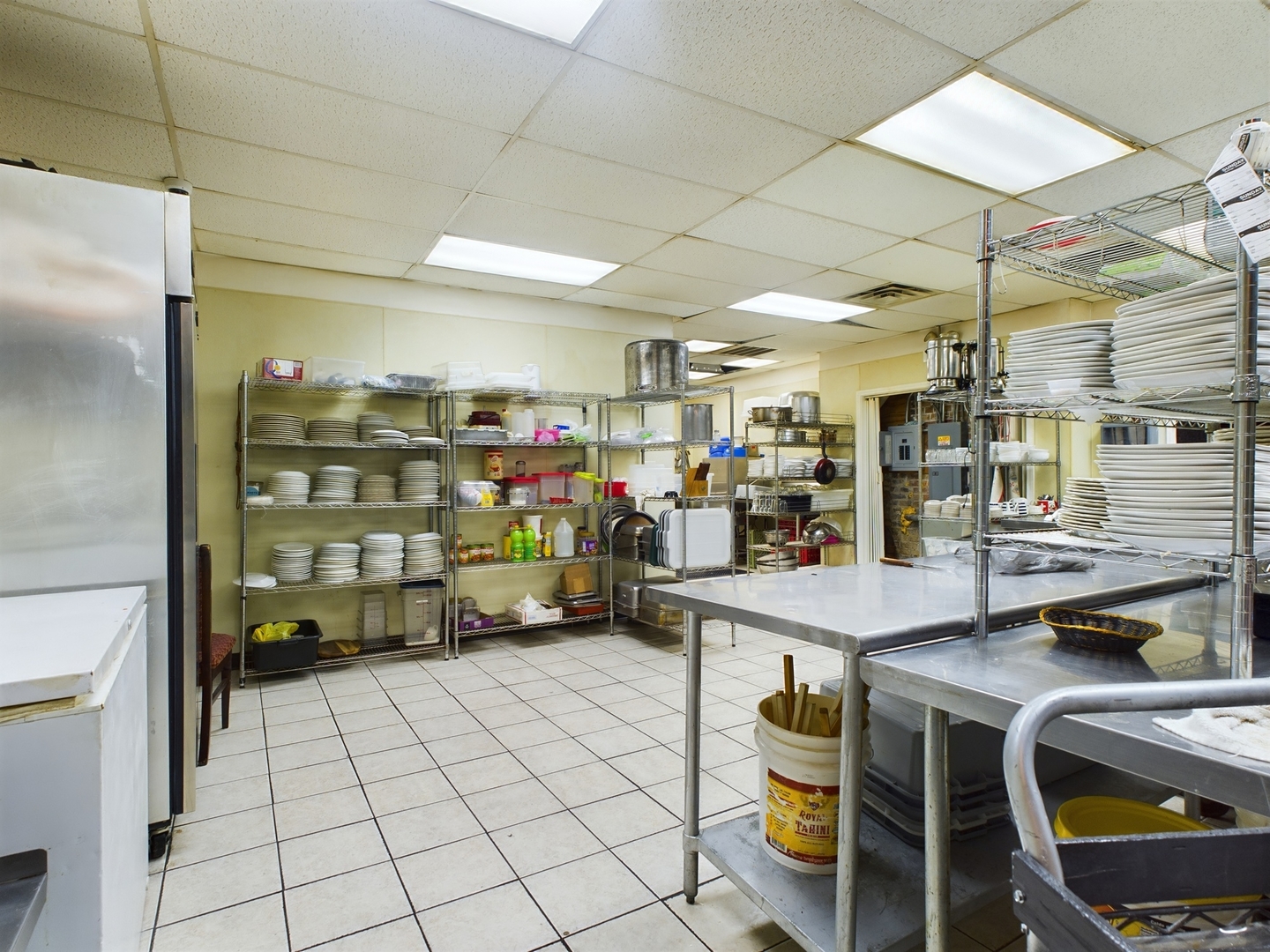 5324 N Kedzie Ave Property Photo 9