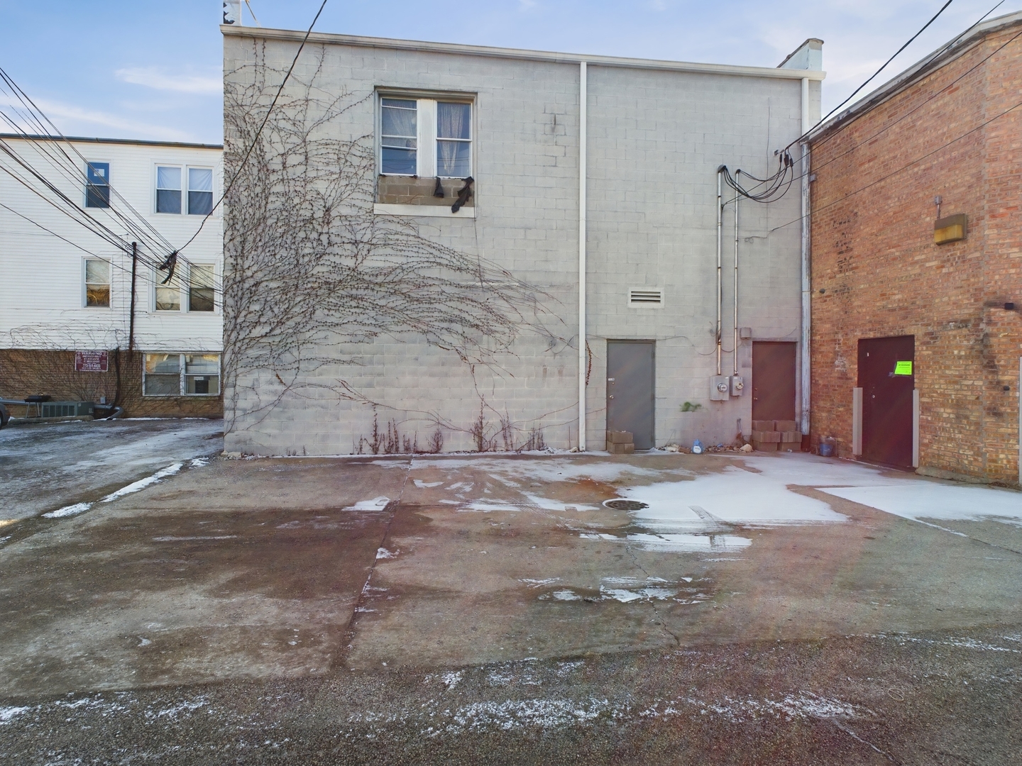 5326 N Kedzie Ave Property Photo 13