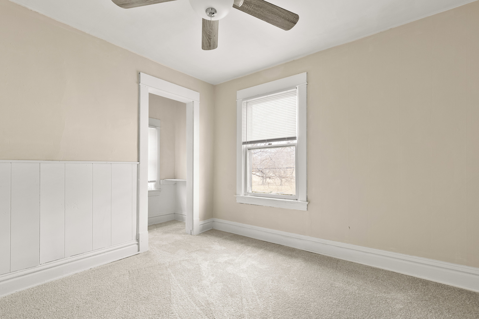 804 N Rockton Avenue Property Photo 9