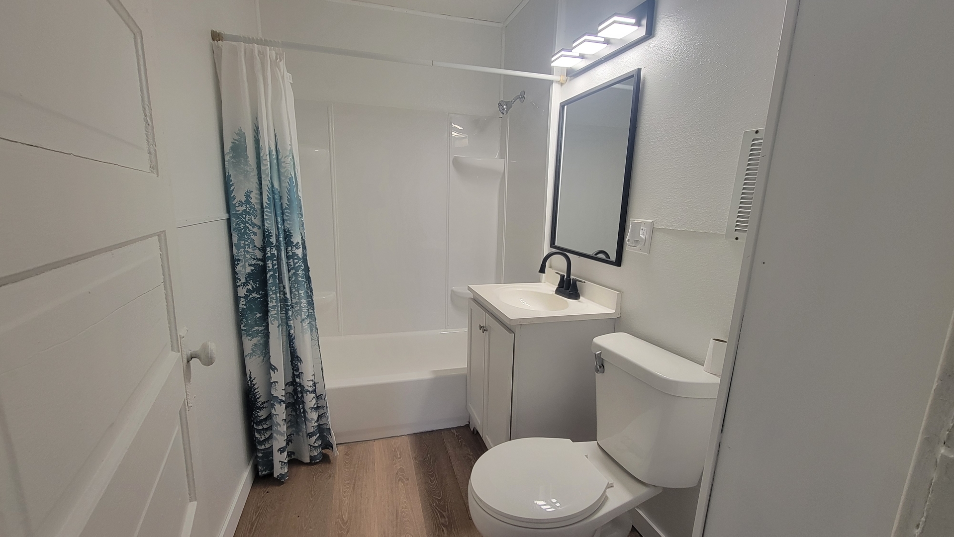 804 N Rockton Avenue Property Photo 12